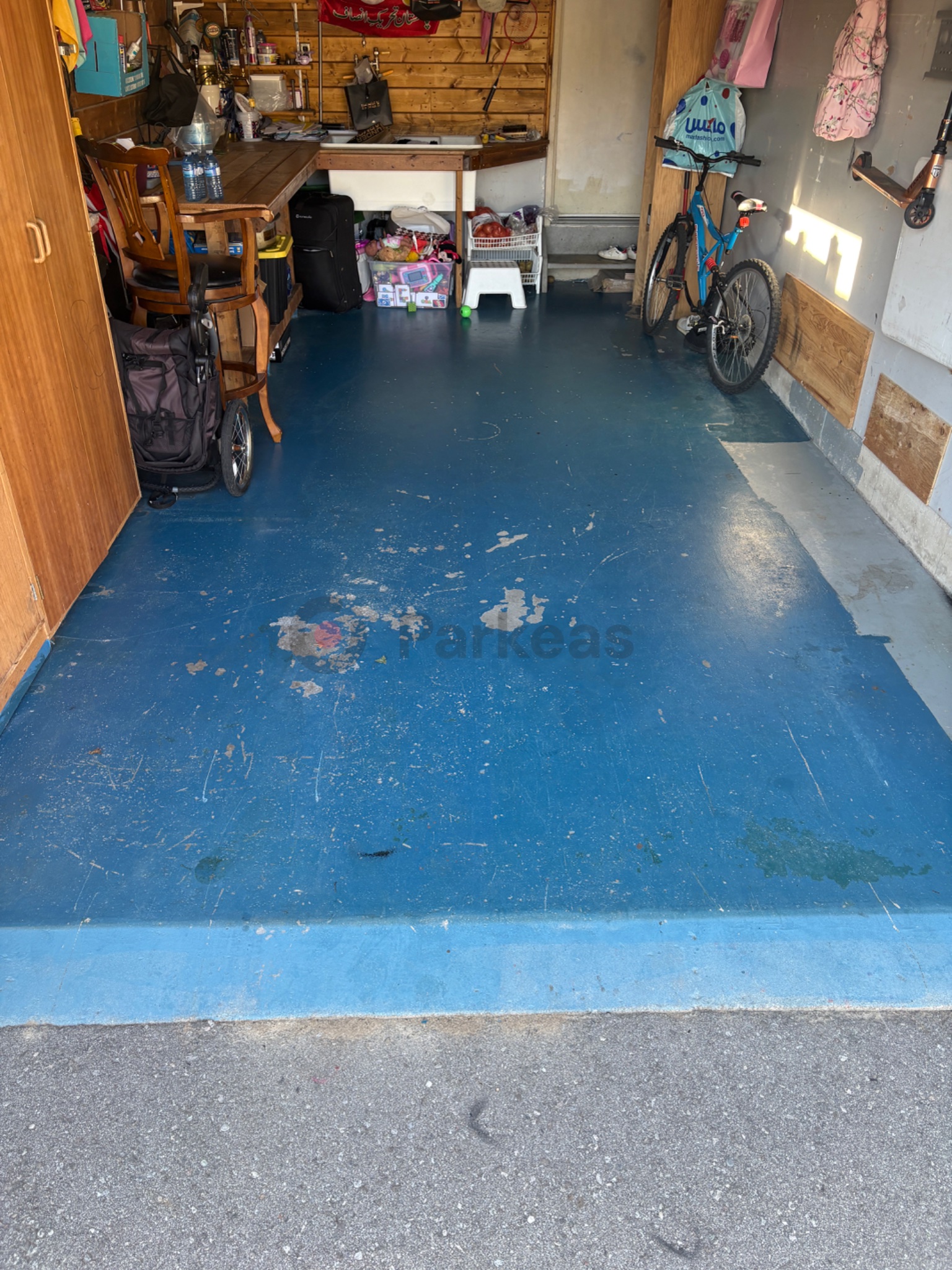 Garage parking on Windale Crescent